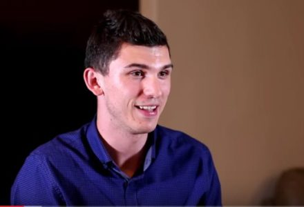 „Bóg uzdrawia!” – wywiad z charyzmatykiem Marcinem Zielińskim [video]